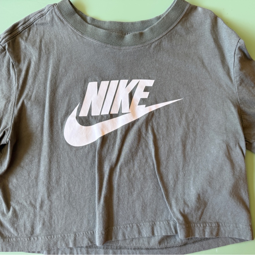 Nike Kids Green T-Shirt